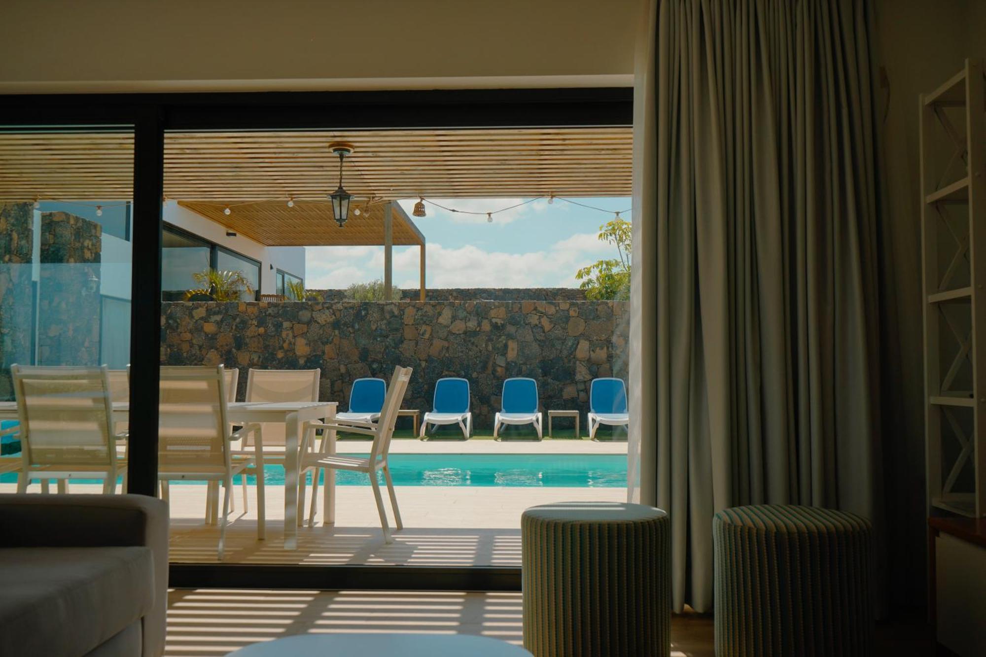 Relajares Villa *